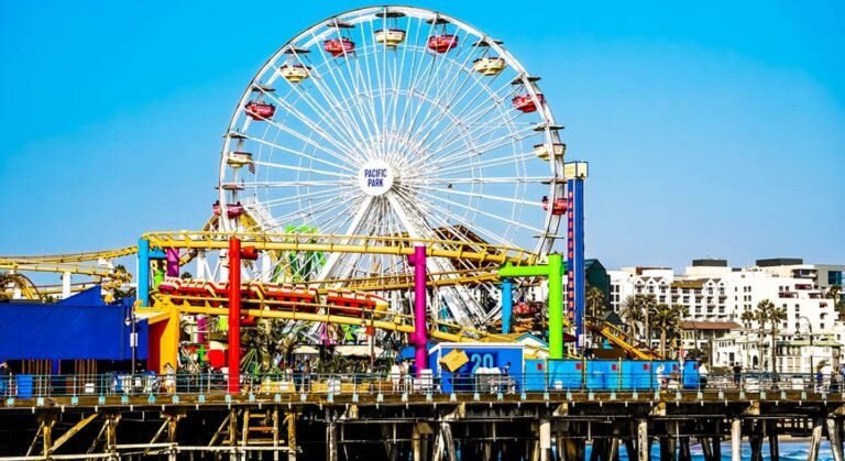 Dónde está ubicada la Isla Santa Mónica y qué actividades ofrece