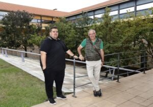 fachada tienda supermercado coto amanecer