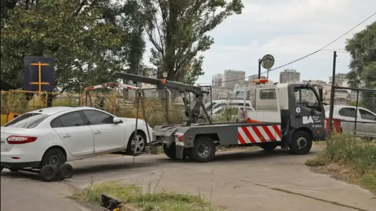 Por qué me llevaron el auto la grúa por mal estacionar 7 Por qué me llevaron el auto la grúa por mal estacionar