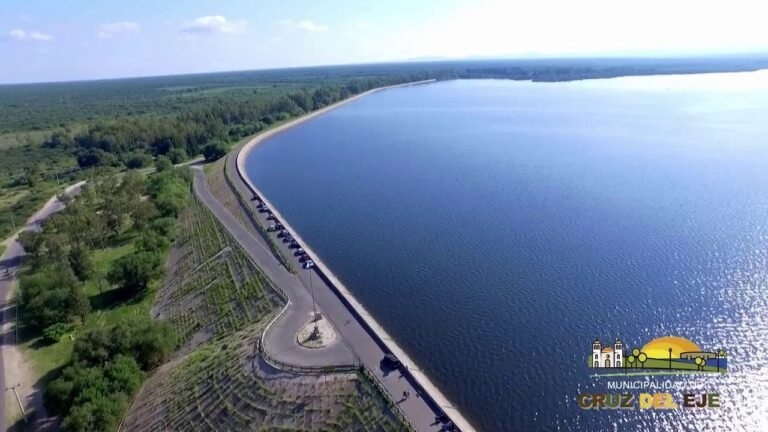 Cuánto tiempo tarda el viaje de Cruz del Eje a Córdoba