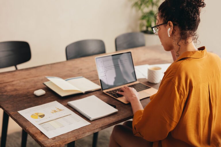 Qué trabajos puedo hacer desde mi casa y ganar dinero fácilmente 5 Qué trabajos puedo hacer desde mi casa y ganar dinero fácilmente