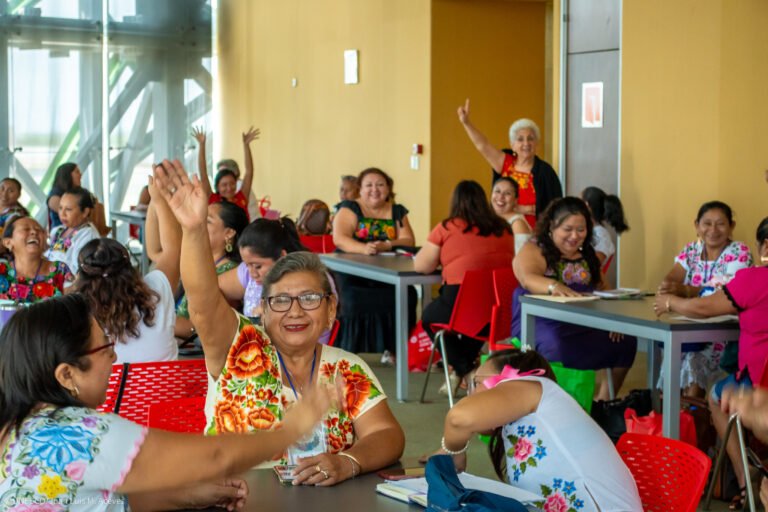 Qué es Quiero Más Neuquén y cómo puedo participar 17 personas unidas participando en comunidad local